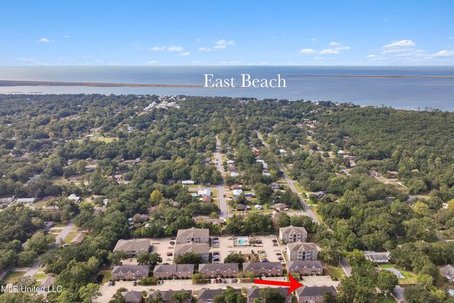 103 Armand Oaks, Ocean Springs, MS 39564