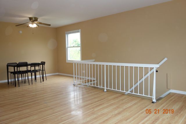 300 Meadow Court 300, Vernon Hills, IL 60061