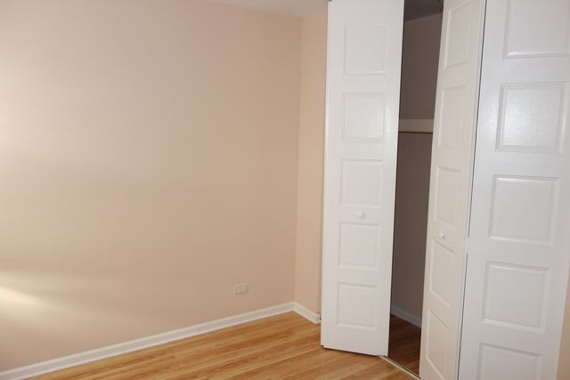 300 Meadow Court 300, Vernon Hills, IL 60061