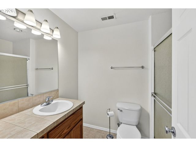 1825 Ne 88TH Cir, Vancouver, WA 98665