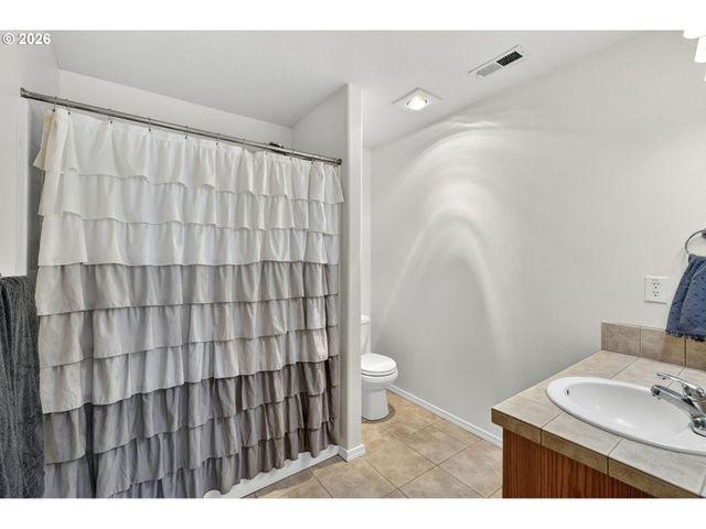 1825 Ne 88TH Cir, Vancouver, WA 98665