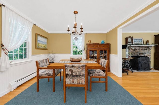 290 Grove St, Norwell, MA 02061