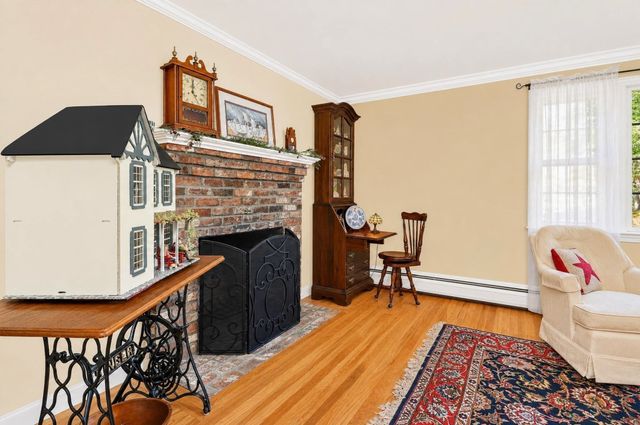 290 Grove St, Norwell, MA 02061