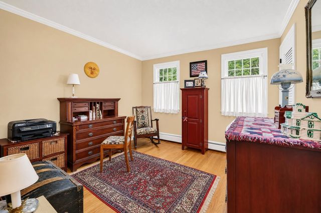290 Grove St, Norwell, MA 02061