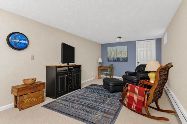 290 Grove St, Norwell, MA 02061