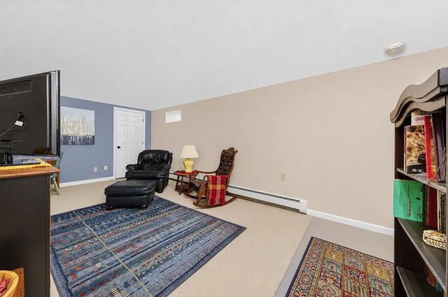 290 Grove St, Norwell, MA 02061