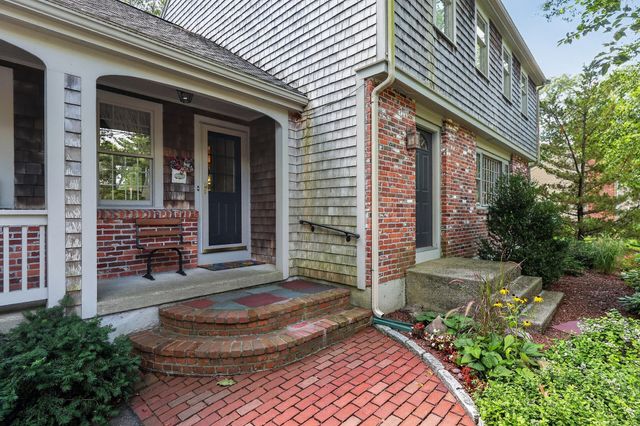 290 Grove St, Norwell, MA 02061