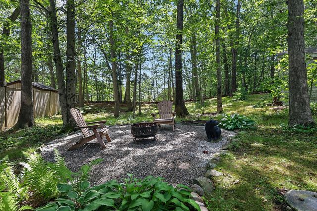 290 Grove St, Norwell, MA 02061