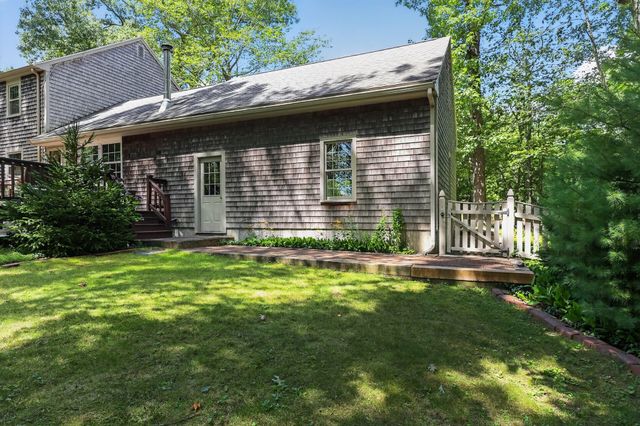 290 Grove St, Norwell, MA 02061