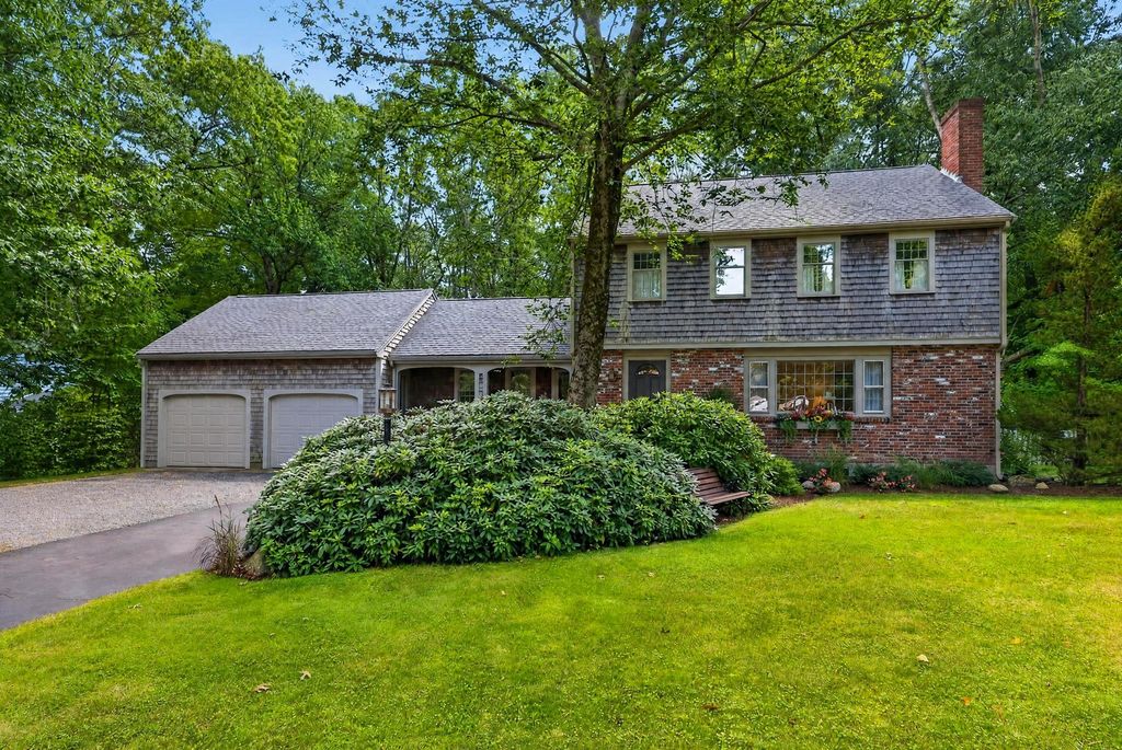 290 Grove St, Norwell, MA 02061