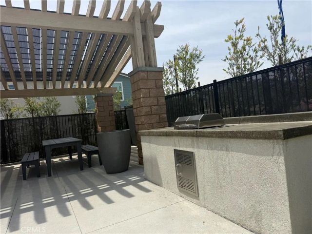 6331 sierra vista ln, Fontana, CA 92336