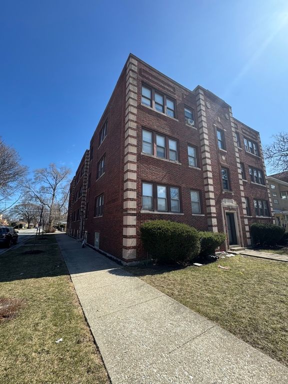 10803 S Prairie Avenue 2, Chicago, IL 60628