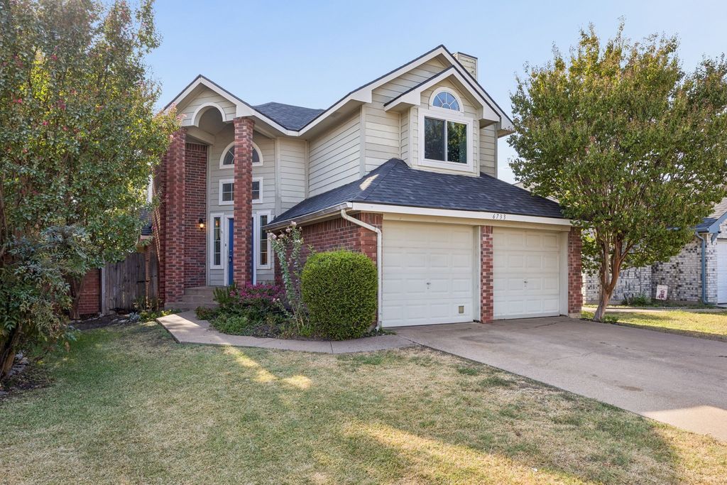 6733 Driffield Circle W, North Richland Hills, TX 76182 — photo 2
