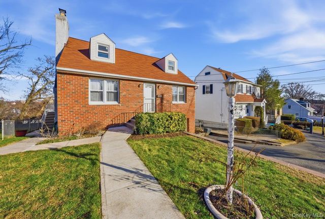 54 Staunton Street, Yonkers, NY 10704