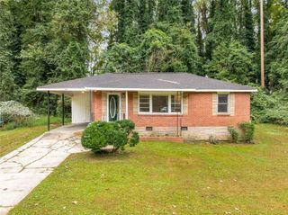 467 Park Valley NW Drive, Atlanta, GA 30318