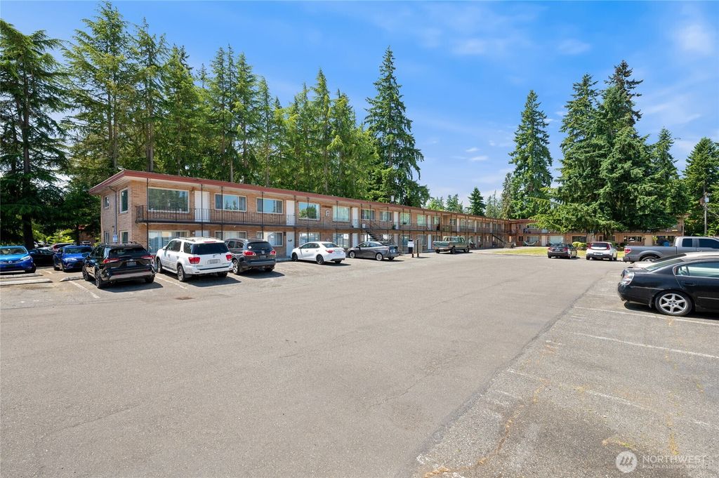 19618 -19628 68th Avenue W, Lynnwood, WA 98036