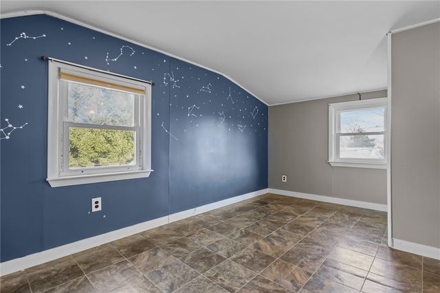 12 Vintner Avenue, East Providence, RI 02915