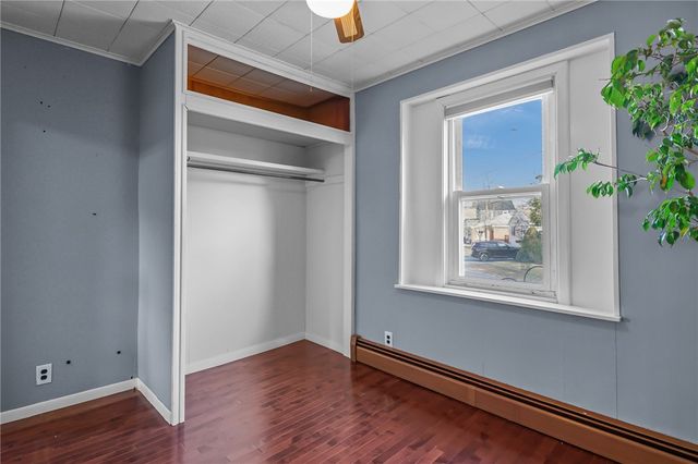 12 Vintner Avenue, East Providence, RI 02915