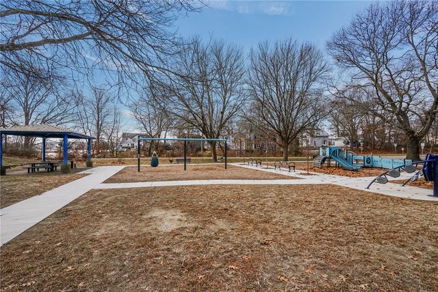 12 Vintner Avenue, East Providence, RI 02915