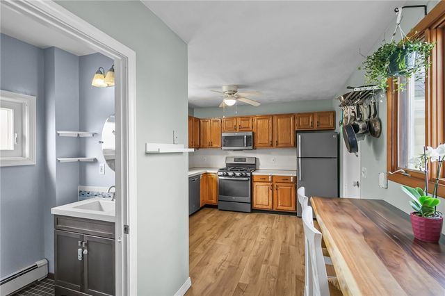 12 Vintner Avenue, East Providence, RI 02915