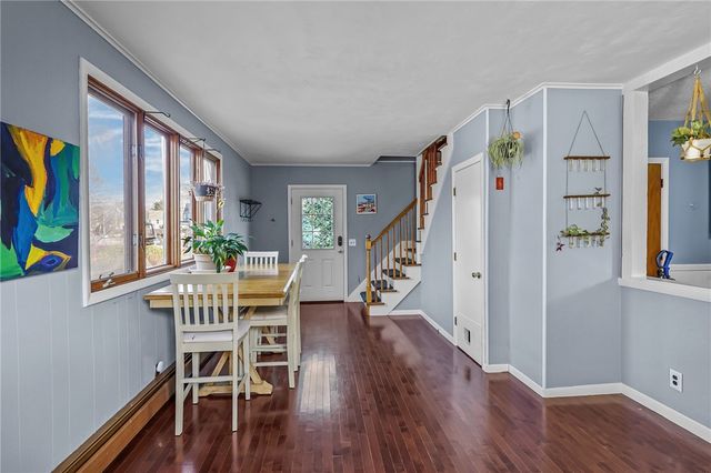 12 Vintner Avenue, East Providence, RI 02915