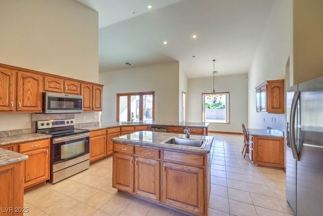 2851 Winchester Avenue, Pahrump, NV 89048