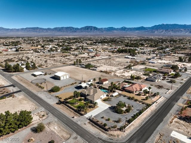 2851 Winchester Avenue, Pahrump, NV 89048
