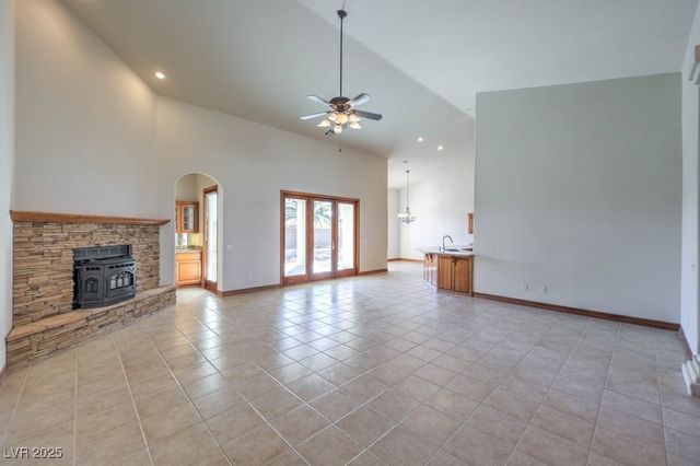 2851 Winchester Avenue, Pahrump, NV 89048