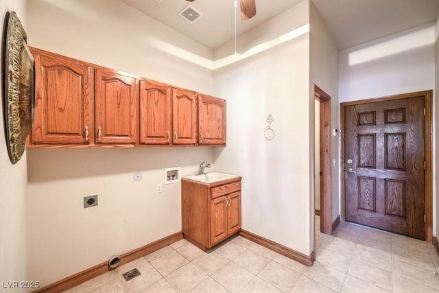 2851 Winchester Avenue, Pahrump, NV 89048