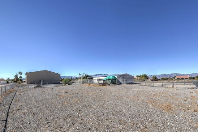 2851 Winchester Avenue, Pahrump, NV 89048