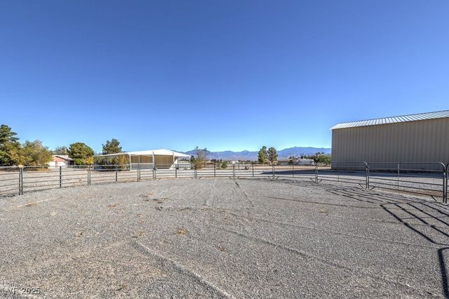 2851 Winchester Avenue, Pahrump, NV 89048