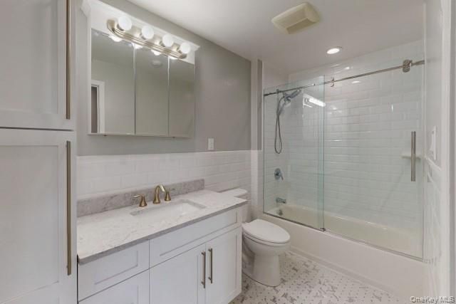 232 Charles Pond Drive 232, Coram, NY 11727