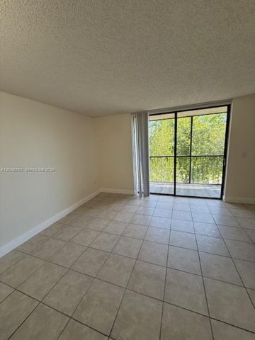 8075 SW 107th Ave 305, Miami, FL 33173
