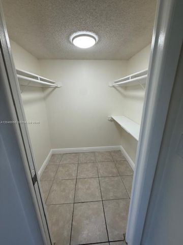 8075 SW 107th Ave 305, Miami, FL 33173