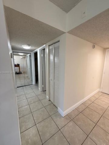 8075 SW 107th Ave 305, Miami, FL 33173