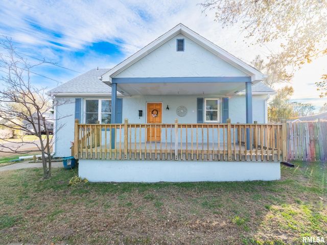 1401 S 6TH Street, Pekin, IL 61554