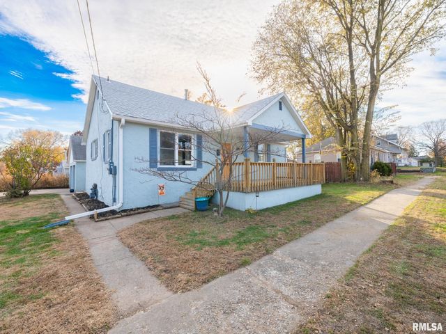 1401 S 6TH Street, Pekin, IL 61554