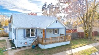 1401 S 6TH Street, Pekin, IL 61554