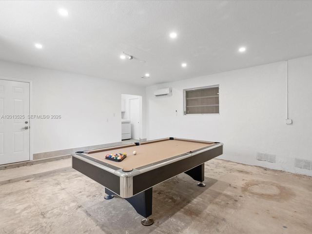 3721 N 55th Ave, Hollywood, FL 33021