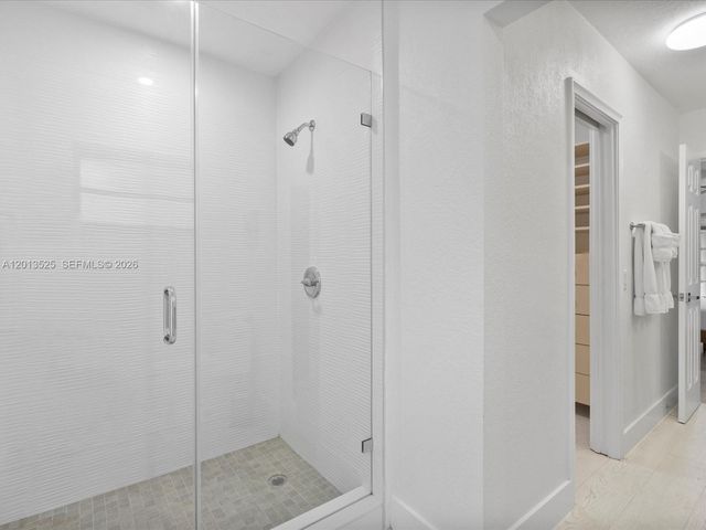 3721 N 55th Ave, Hollywood, FL 33021