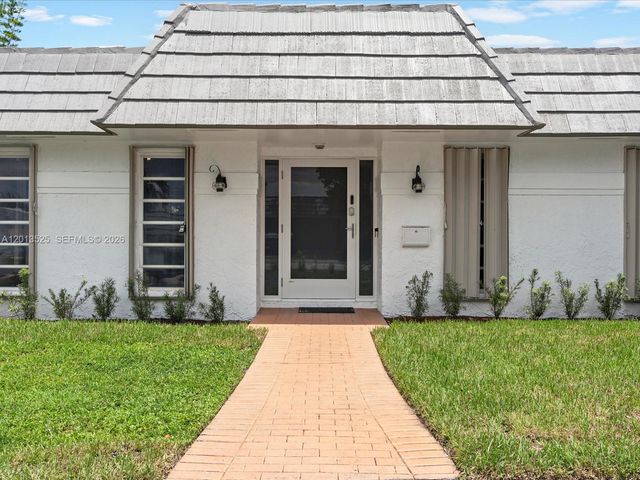 3721 N 55th Ave, Hollywood, FL 33021