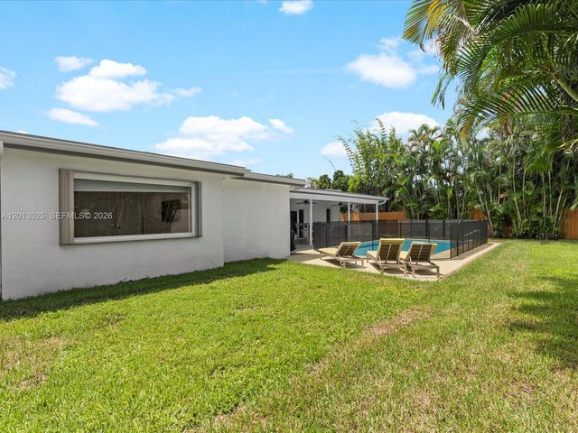 3721 N 55th Ave, Hollywood, FL 33021