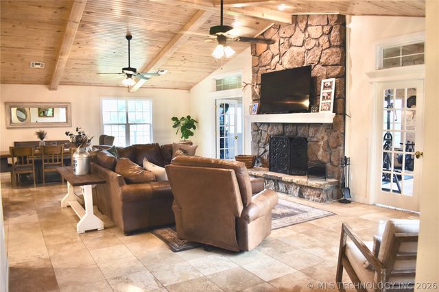 71279 S 270 Road, Wagoner, OK 74467