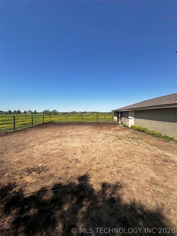 71279 S 270 Road, Wagoner, OK 74467