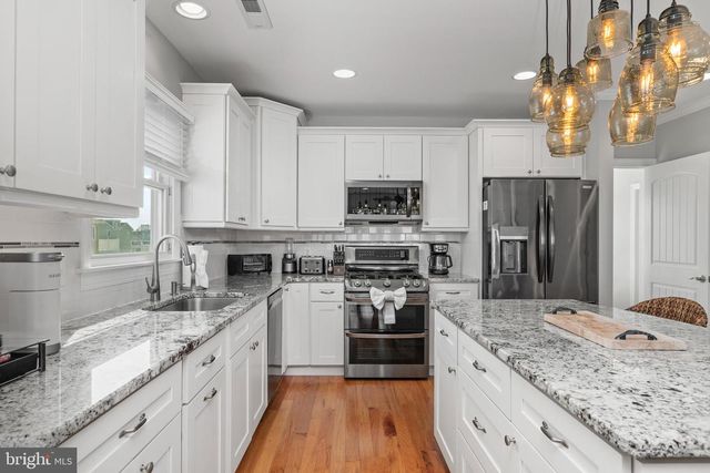 48 S 1ST STREET, Surf City, NJ 08008