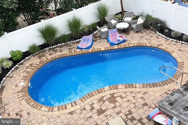 48 S 1ST STREET, Surf City, NJ 08008