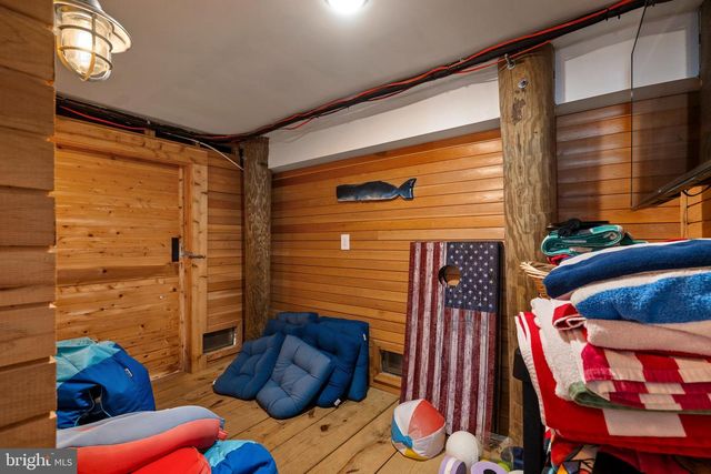 48 S 1ST STREET, Surf City, NJ 08008