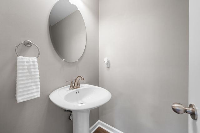 955 Big Sky Dr Apt J, Clarksville, TN 37040