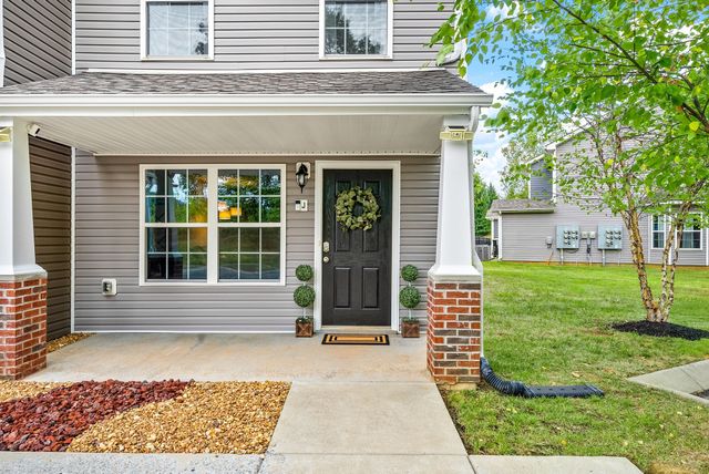 955 Big Sky Dr Apt J, Clarksville, TN 37040