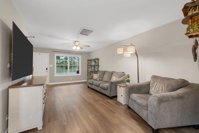 955 Big Sky Dr Apt J, Clarksville, TN 37040